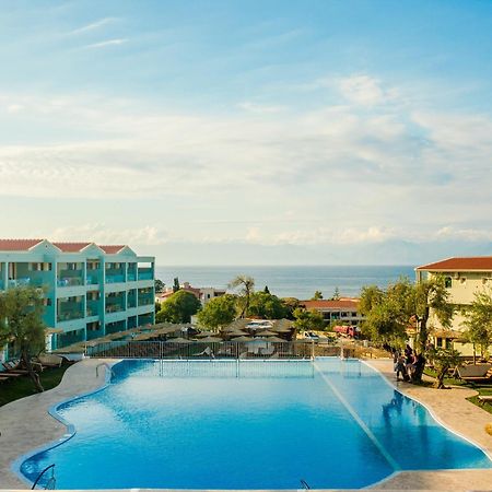 Robolla Beach Aparthotel Roda  Dış mekan fotoğraf