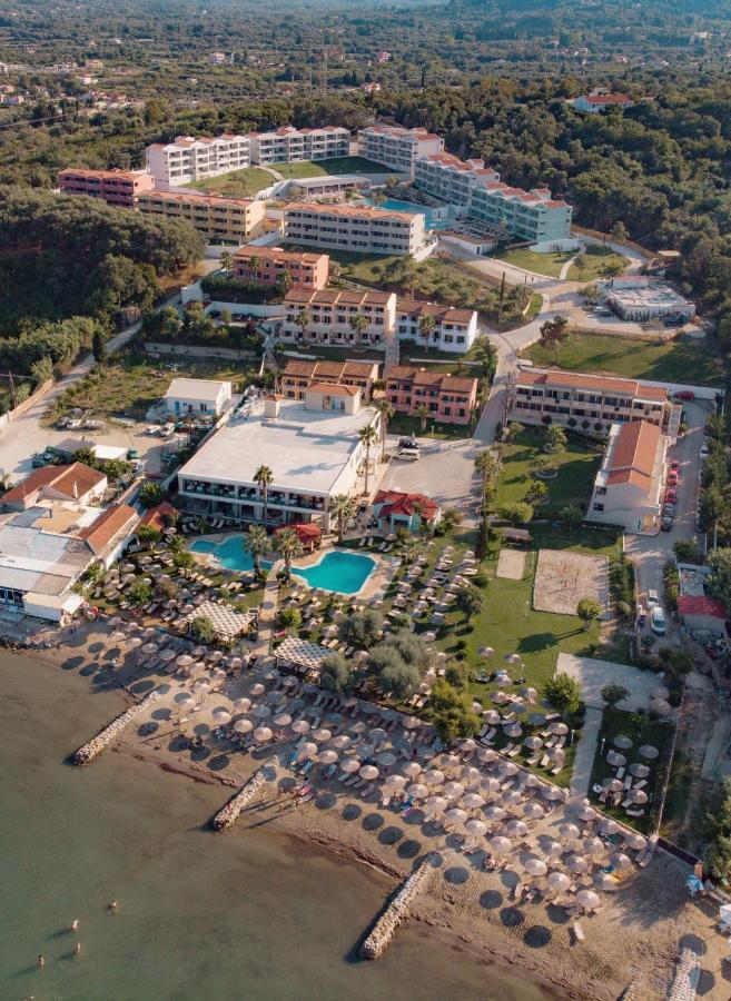 Robolla Beach Aparthotel Roda  Dış mekan fotoğraf