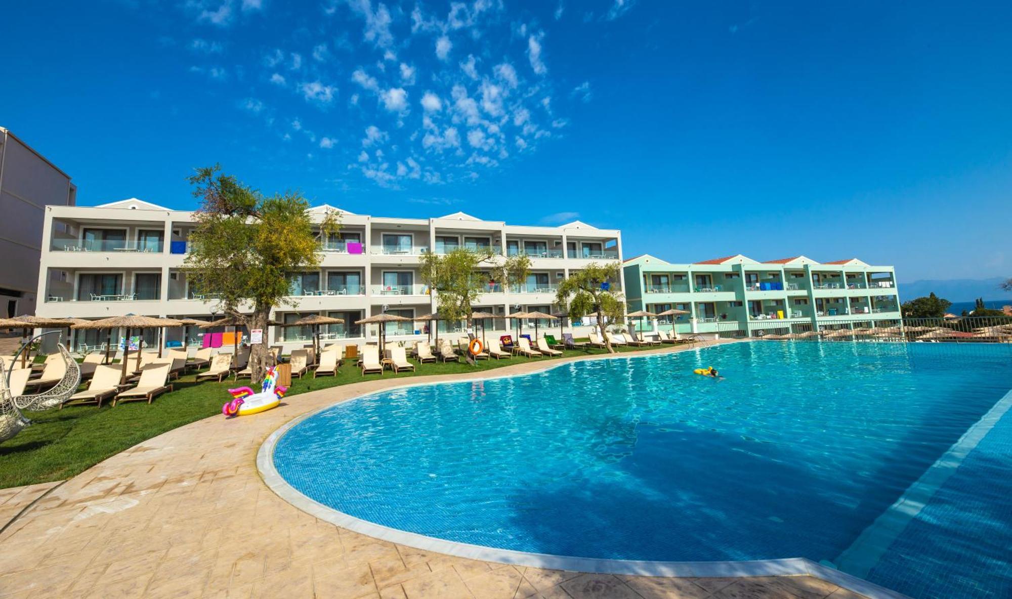 Robolla Beach Aparthotel Roda  Dış mekan fotoğraf